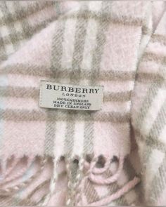 Scarf Aesthetic, Winter Princess, Trendy Outfit Ideas, Pink Xmas, Winter Fairy, Pink Aura, Burberry Scarf, Priscilla Presley, Pink Ballerina