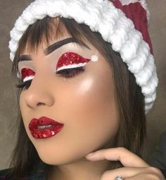 Easy Christmas Eyeshadow Looks, Christmas Makeup Simple, Maquillage Yeux Cut Crease