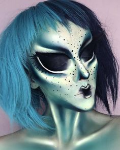 Halloween Makeup Artist, Halloween Makeup Kits, Purple Alien, Space Makeup, Makeup Illustration, Special Makeup, Anime Makeup