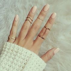 I love midi and mini rings, especially gold with nude nails!! Mid Rings, Midi Ring Set, Knuckle Ring, Knuckle Rings, Midi Rings, Wire Rings, Finger Rings, Crafts Ideas, Nude Nails