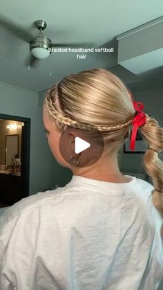 Payden Bordeau on Instagram: "No headband needed with this hairstyle.  - - #softballhair #explore #softball #sportyhairstyles #reels #hairinspo #braidstyles" Softball Mom Hairstyles, Hair For Softball, Softball Pictures Hairstyles, Softball Braided Hairstyles, Easy Softball Hairstyles No Braids, Softball Braids With Ribbon, Cute Hairstyles For Softball, Softball Hairstyles Easy, Easy Hairstyles For Softball Games