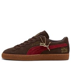 Dark Sneakers, Shoes Puma, Shoe Wishlist, Funky Shoes, Puma Suede, Shoe Inspo, Puma Sneakers, Brown Sneakers, Swag Shoes