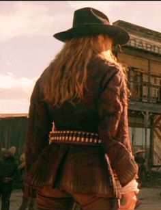 Girl in the sun - Sharon Stone, in 1995 movie 'The Quick and the Dead' Pirate Items, The Quick And The Dead, Cowboy Draw, Katharine Ross, Redbone Coonhound, Cowboy Girl, Michelle Rodriguez