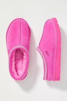 Hot Pink Tasman Uggs, Pink Tasman Uggs, Pink Ugg Slippers, Shoes Preppy, Trendy Shoes Sneakers