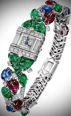 CARTIER. ‘TUTTI MAHAVAN’ Montre - diamants #Cartier #CartierNatureSauvage #NatureSauvage #Cartier2024 #Diamond #TuttiFrutti Cartier Aesthetic, Cartier High Jewelry, Bvlgari Jewelry, Jewelry Watch, W Korea, Cartier Jewelry, Jewelry Fashion Trends, Deco Jewelry, Art Deco Jewelry