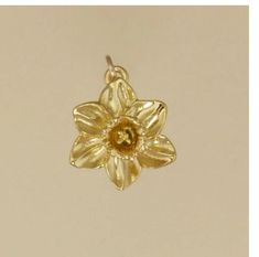 Gold Plated Daffodil Flower Charm Pendant 9/16 inch, 14mm (Chain not included, for illustration only) LIFETIME REPLACEMENT GUARANTEE We will replace your item if it breaks during normal wear GOLD PLATING GUARANTEE If, in the rare event, the gold plating wears off, we will re-plate it for free The gold plating is 22 Karat over 925 sterling silver. Sterling Silver Chains ... https://www.etsy.com/listing/1340663831/sterling-silver-rope-chain-drawn-flat Gold Filled Chains ...  https://www.etsy.com/listing/1328079176/gold-filled-rope-chain-drawn-flat-cable CHAINS ARE NOT RETURNABLE EARRINGS Checkout 2 charms to place an order for a pair of earrings.  Message me at checkout that you would like earrings, or via Etsy convo after checkout.  There is a $4 re-stocking fee for returned earrings. The Harbingers, Daffodil Flower, Silver Chains, Shades Of Gold, Flower Charm, Silver Sterling, Gold Filled Chain, Boyfriend Girlfriend, Daffodils