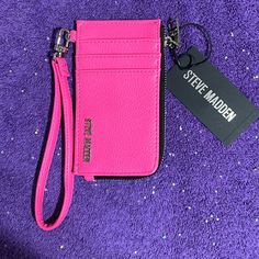 Incredibly Beautiful Pink Steve Madden Credit Card Wallet Holder With Zipper For Anything From Coins To Receipts Or Even Dollars. Steve Madden Card Holder, Steve Madden Wallet, Fur Clutch, Black Gold Chain, Wrist Wallet, Accessories Necklaces, Large Clutch, Steve Madden Bags, Wallet Wristlet