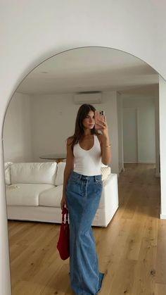 Insta: dekota_thompson Charlotte York Summer Outfits, Dekota Thompson Aesthetic, Dekota Thompson Outfit, Dakota Thompson, Summer Fits Modest, Summer Modesty, Uni Outfits Summer, Summer Outf, Fashion Trending Moodboard