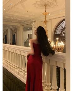 Червона оболонка довгі випускні сукні для вечірньої вечірки Prom Season Split Gown, Floor-length Split Design Dress For Night Out, Party Gown With Side Slits, Prom Season Dress With Side Slits And Split Shape, Split Dresses With Side Slits For Prom Season, Prom Dress With Side Slits And Split Shape, Split Dress With Side Slits For Prom, Party Maxi Dress With Split, Split Dresses For Prom Season Party