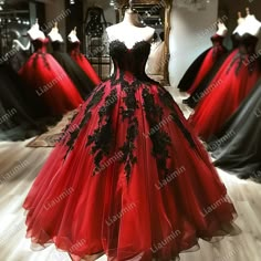 Red And Black Ball Gown, Fem Clothing, Goth Wedding Dresses, Sparkly Fashion, Quinceanera Themes Dresses, Black Wedding Gowns, Black Quinceanera Dresses, Red Quinceanera Dresses, Pretty Quinceanera Dresses