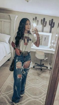 Copy And Paste Latina Outfits, Copy And Paste Latina, Takuache Girl Outfits, Cute Western Outfits, Cute Cowgirl Outfits, Casual Country Outfits, Cowgirl Style Outfits, Latina Outfits, Southern Outfits