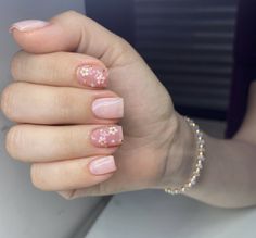 Short Pink Acrylic Nails, Almond Long Nails, Acrylic Nails Ideas, Uñas Aesthetic, Bride Entry, Short Nails Art, Glow Nails, Cute Gel Nails, Pink Acrylic