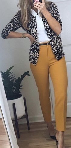 25 OUTFITS FOR WOMEN OVER 50 - valemoods Mustard Yellow Pants Outfit Work Attire, Kelly Green Blouse Outfit, Mustard Pants Outfit Work, Spring Business Casual Outfits Plus Size, Bisness Style Women Casual, Good Evening Friends, Outfits For Women Over 50, Mustard Pants, Animal Print Cardigan