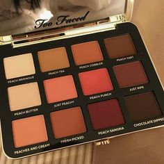 Too Faced Eyeshadow Palette, Penyimpanan Makeup, Too Faced Eyeshadow, Makeup Pallets, Makeup Eyeshadow Palette, Pinterest Makeup, Eye Makeup Designs, Fancy Makeup, Makeup Makeover