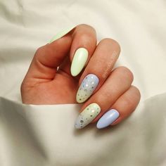 Summer 2023 Nail Trends: The Hottest Colors and Designs You Can't Miss Gel Nails Easy, Black Prom Nails, Shorties Nails, Summer Nails Diy, Hottest Nail Trends, Exotic Nails, Round Nails