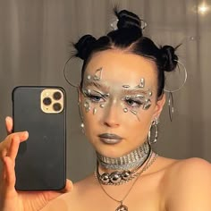 Alien Themed Outfit, Alien Inspired Outfit, Intergalactic Costumes, Hot Glue Makeup, Intergalactic Makeup, Alien Halloween Makeup, Futuristic Theme, College Makeup, My First Youtube Video