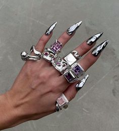 Goth Jewelry, Jewelry Accessories Ideas, Dope Jewelry, Jewelry Fashion Trends, Funky Jewelry, Stacked Jewelry, Jewelry Lookbook, Dream Jewelry, Jewelry Inspo