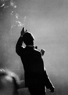 Sonny Corleone, Arte Jazz, Jazz Art, The Best Revenge, Billie Holiday, Dean Martin, Arte Inspo, Iconic Photos, Frank Sinatra