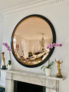 Ravello Rose Gold Convex Mirror - Nero Frame Rose Gold Wall Decor, Wall Mirror Decor Living Room, Mirror Decor Ideas, Mirror Interior Design, Mantel Mirrors, Gold Mirror Wall, Decor Mirror, Fireplace Mirror, Mirror Design Wall