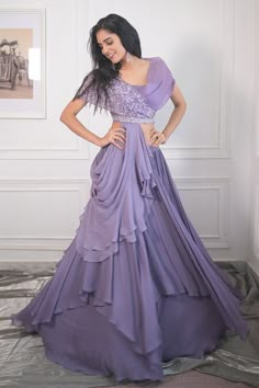 Butterfly Crop Top, Purple Lehenga, Party Wear Gowns, Crop Top Lehenga, Function Dresses, Gaun Fashion