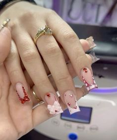 Shorties Nails, Cowboy Nails, Quinceanera Nails, Long Acrylic Nail Designs, White Acrylic Nails, Girly Acrylic Nails, French Tip Acrylic Nails, Acrylic Nails Coffin Pink, Long Square Acrylic Nails