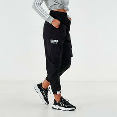 Adidas Originals Women's Baloon Cargo Pants Fl9103 Black - New With Tags. 100% Nylon. We Only Sell 100% Genuine Products, Sourced From Major Retailers. Adidas Cargo Pants, Adidas Cargo, Cargo Outfit, Nylon Pants, Adidas Originals Women, Cargo Joggers, Active Wear Pants, Cargo Pants Women, Adidas Pants