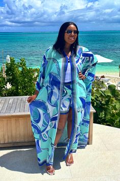 Chiffon Kimono Outfit, What To Wear To A Pool Party, Girls Hangout, Cookout Party, Kimono Set, Kimono Beach, Kimono Outfit, Chiffon Kimono, Dress Closet