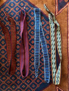 Peruvian Whool hand woven belts Tablet Weaving Patterns, Tablet Weaving, Woven Belt, Weaving Patterns, Beaded Necklaces, Hand Woven, Peru, Bead Work, Belts