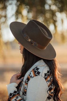 Luxury Curved Brim Cowboy Hat For Outdoor, Luxury Flat Brim Cowboy Hat For Fall, Luxury Western Felt Hat For Rodeo, Luxury Wide Brim Fedora For Country Events, Luxury Flat Brim Cowboy Hat, Cheap Trendy Curved Brim Hat Bands, Luxury Brimmed Cowboy Hat For Summer, Luxury Artisan Hats For Rodeo, Luxury Flat Brim Panama Hat For Rodeo