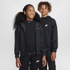 Zip up this mesh-lined version of our classic Windrunner jacket when the forecast calls for rain. Its lightweight outer shell features a water-repellent finish that helps keep you dry in wet weather. Plus, chevron design lines nod to the original Windrunner and add heritage Nike style. Windrunner Jacket, Nike Style, Kid Lifestyle, Chevron Design, Nike Kids, Nike Fashion, Wet Weather, Black White Fashion, Nike Sportswear