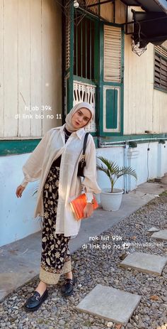 Rok Lilit, Casual Hijab