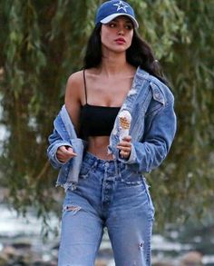 Winter Mode Outfits, Eiza Gonzalez, Denim Ideas, Trendy Swimwear, Double Denim, Mode Inspo, Mode Inspiration, Looks Style, Looks Vintage