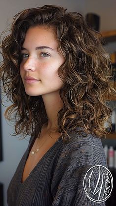 Wavy Mid Length Hair Styles, Mid Length Wavy Curly Haircuts, Curly Haircut Woman, Mid Length Hair Perm, Perm Transformation, Shoulder Length Curly Haircuts Natural Curls, 2a Curly Hair Haircuts, Mid Length Hair With Layers Curly, Curly Layered Bob Mid Length