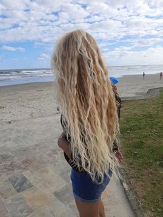 Long Blonde Mermaid Hair, Surf Hair Blonde, Surfer Blonde Hair, Blonde Mermaid Hair, Surf Girl Hair, Beach Girl Hair, Surfer Girl Hair, Long Blonde Curly Hair, Surf Hair