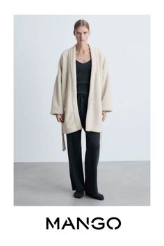 Take advantage of the best discount of the year with Black Friday, Faux sheepskin fabric, Belt fastening at the waist, Long sleeve, Two side pockets, Unclosed, The model is 1.78 tall and is wearing a size 36 Cream Long Sleeve Home Robe, Cream Long Sleeve Sleep Robe, Mango Sweater Coat, Mango Fur Coat, Fleece Robe Long Nude, Fabric Belt, Top Shirt, Black Friday, Pajamas