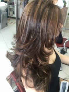 Blond Highlights, Honey Blond, Weekend Fashion, Y2k Hairstyles, Layered Cut, Hairstyles For Layered Hair