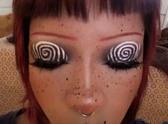 Alt Eyeshadow, Funky Eyeshadow, New Wave Makeup, Maquillaje Cute, Mystical Makeup, Fun Makeup Looks, Makeup For Halloween, Funny Makeup, Artsy Makeup