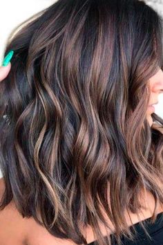 Fall Hair Color For Brunettes, Hair Color Light Brown, Light Hair Color, Short Hair Balayage, Brown Hair With Highlights