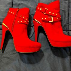 Beautiful Red Gbg Guess Booties, Never Worn Red Ankle Boot Heels For Fall, Trendy Winter Heels With Red Sole, Trendy Red Winter Heels, Trendy Red Heels For Fall, Red Round Toe Heels For Fall, Red Round Toe Booties For Winter, Red Round Toe Booties For Fall, Fall Suede Heels With Red Sole, Red Heels With Reinforced Heel For Fall