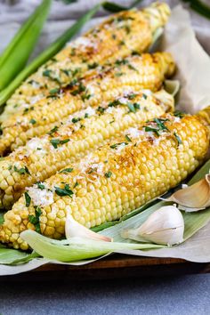 grilled corn on the cob with garlic and parmesan cheese