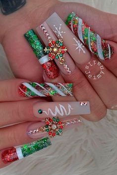 Christmas Nail Designs Acrylic, Nail Art Noel, Red Christmas Nails, Christmas Gel Nails, Nails Design With Rhinestones, Dope Nail Designs, Pretty Nail Designs, Christmas Nail Art Designs