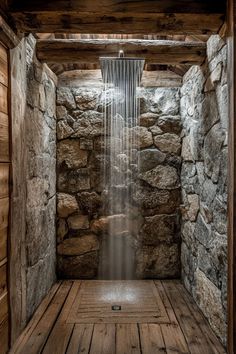 Cozy rustic bathroom with clawfoot tub, beadboard walls painted sage green, and wooden wash stand Rustic Tile Bathroom, Rustic Elegant Home, Rustic Bathroom Design, Reclaimed Wood Walls, Matte Tiles, Glossy Tiles, Woodland Retreat