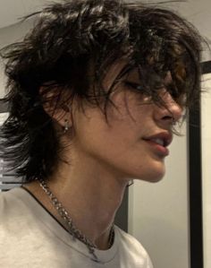 Summer Outfits for Men https://youtu.be/h4pOnMER0dk Black Hair Hairstyles Men, Black Hair Cuts Men, Tear Stained Face, Black Haired Men, Cool Looking People, Shag Haircut Men, Black Hair Men, Black Haired Boy, Boys With Black Hair