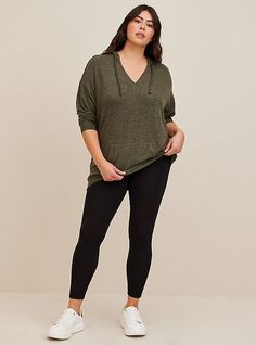 FIT Model is 5’10” wearing size 1. . High rise. 1” Comfort Waistband sits perfectly against your curves. Tapered leg. Full length. . 27” inseam. MATERIALS + CARE Thick cotton-blend fabric that smooths and flatters. 4-way stretch with great recovery. 95% cotton, 5% spandex. Machine wash cold. Dry low. Imported. DETAILS Opaque (not see-through). WHY WE LOVE IT Our best-selling leggings with our thinner 1” Comfort Waistband. Just like our best-selling original leggings, they're designed with the pe Neutral Leggings, Royal Blue Leggings, Black Leggins, Leggings Outfits, Buy Leggings, Animal Print Leggings, Star Leggings, Liquid Leggings, Best Leggings