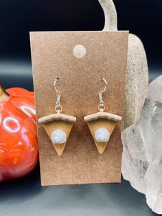 3D printed pumpkin pie slice earrings handmade with .925 sterling silver findings. These pie slices look good enough to eat and are great for that person that wants to show off their love of pie! Pie Earrings, Thanksgiving Earrings, 3d Printed Earrings, Printed Earrings, Pie Slice, Earrings Fall, Fall Earrings, Earrings Drop, Earrings Dangle