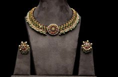 Latest Jewelry Trends 2022, Vintage Indian Jewelry, Temple Jewelry Necklace, Bridal Jewelery, Antique Jewellery Designs, Gold Jewelry Simple Necklace, Antique Silver Jewelry