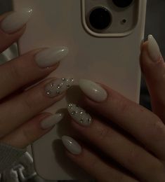 milky white + gems 💎  #milkywhitenails #rhinestones Gem Nail Designs, Milky White Nails, White Almond Nails, Nails Design With Rhinestones, White Acrylic Nails, Gem Nails, Milky White