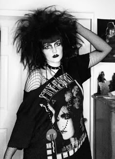 #goth #gothgirl #vampire #gothfashion #gothmakeup #tradgoth #vampiregoth #80sgoth #deathrock #gothgoth #80s #darkwave #tradgothmakeup #gothsofinstagram #gothartist #gothic #gothgoth Trad Goth Fashion 80s, Tradgoth 80s, 80s Trad Goth, 80s Goth Fashion, Gothic Fits, Romantic Goth Outfits, Trad Goth Fashion, Goth Inspiration, Trad Goth Outfits