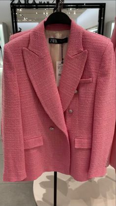 Pink Blazer Outfit Casual, Pink Blazer Outfit, Blazer Outfits Casual, Corporate Fashion, Photographie Portrait Inspiration, Uni Outfits, Western Outfits Women, Corporate Outfits, Zara Fashion