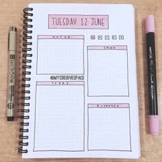 Bullet Journal Books To Read, Daily Bujo, Bullet Journal Banners, Bullet Journal Daily Spread, Bujo Pages, Bullet Journal Collections, Bullet Journal Calendar, Bullet Journal August